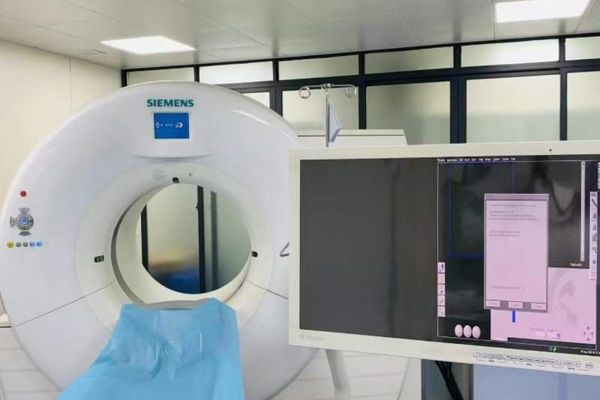 Reshin Radiology Monitor Installed with Siemens CT